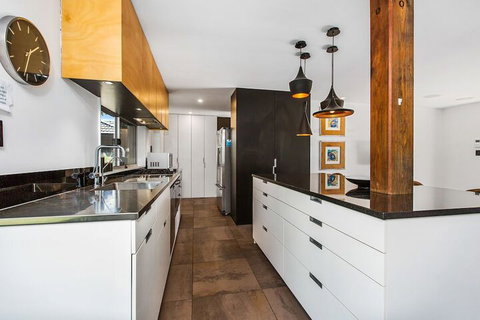 CABARITA BEACH HOUSE 53 - Dalby Accommodation 3