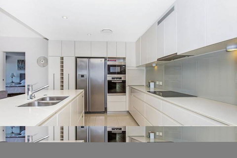 KINGSCLIFF OCEAN FRONT TERRACE 4 - Dalby Accommodation 3