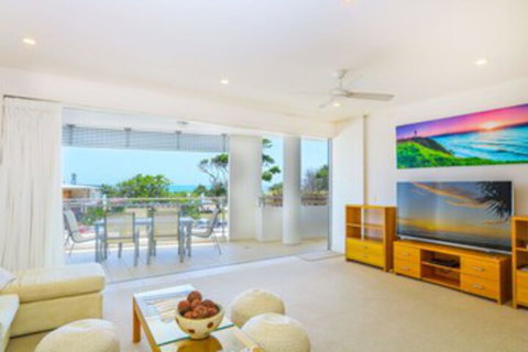 Azura Ocean View Holiday Apartment - Dalby Accommodation 0