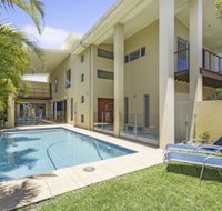 ANGOURIE HOUSE SALT VILLAGE - Dalby Accommodation