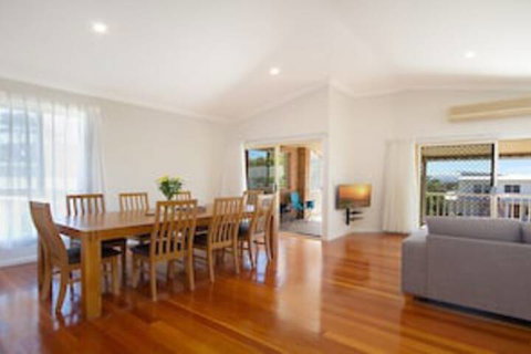 Orient Lane On Kingscliff Hill - Dalby Accommodation 0