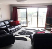 Surf Side Apartment 11 - Dalby Accommodation