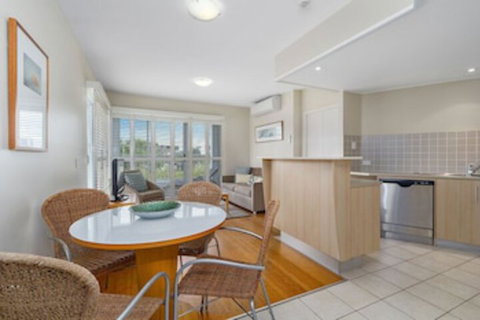 RESORT On The BEACH 6126 27 - Dalby Accommodation 0