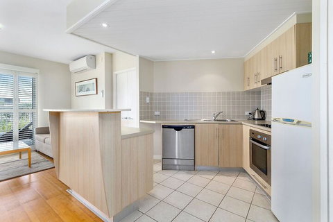 RESORT On The BEACH 6126 27 - Dalby Accommodation 3