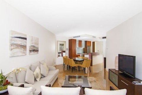 COTTON BEACH 75 PLUNGE POOL - Dalby Accommodation 0