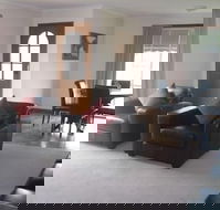 Parklake Holiday Units - Dalby Accommodation