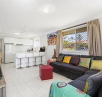 Seabreeze - Dalby Accommodation