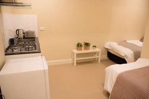 T & M HOUSE - Dalby Accommodation 4