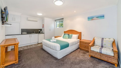 Adrift Apartments - Dalby Accommodation 0