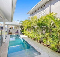 Salty Surfer - Dalby Accommodation
