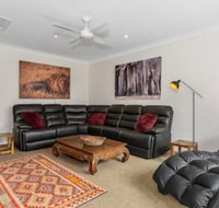 The Doggy Beach House at Salt - Dalby Accommodation