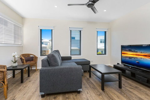 Pebbles At Casuarina Beach - Dalby Accommodation 5