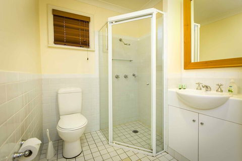 Villa Grenache - Dalby Accommodation 3