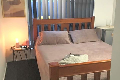 Yandina House - Dalby Accommodation 6