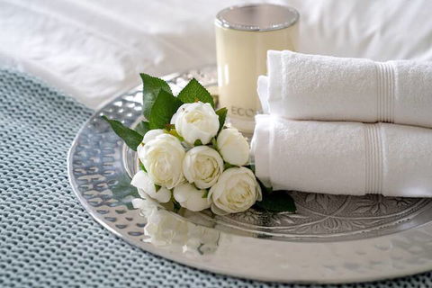 AUJOY 4 Bed Townhouse Glen Waverley - Dalby Accommodation 6