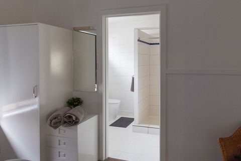Prom Coast Apartments - Dalby Accommodation 3