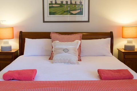 VUES At Salamander Bay - Dalby Accommodation 1