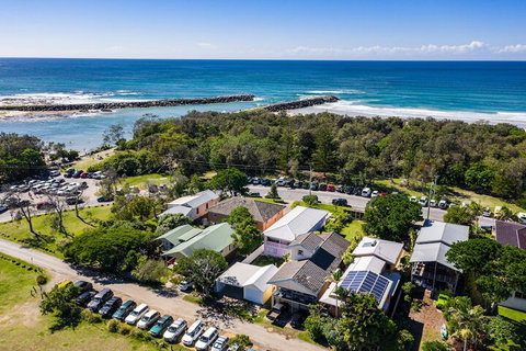 A PERFECT STAY Sunset Beach Summer Breeze - Dalby Accommodation 2