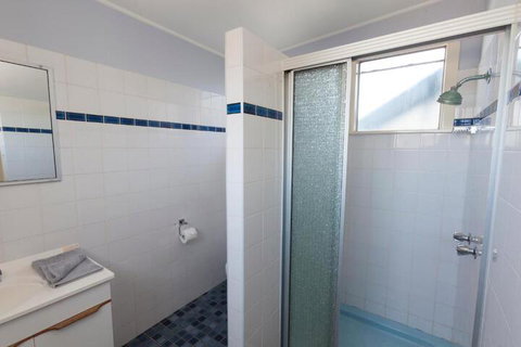 Seascape Beach House - Dalby Accommodation 3