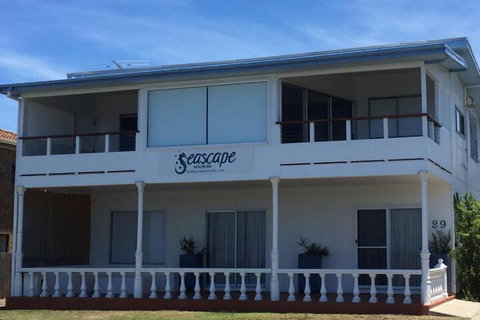 Seascape Beach House - Dalby Accommodation 7