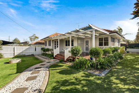 Viola House - Dalby Accommodation 0