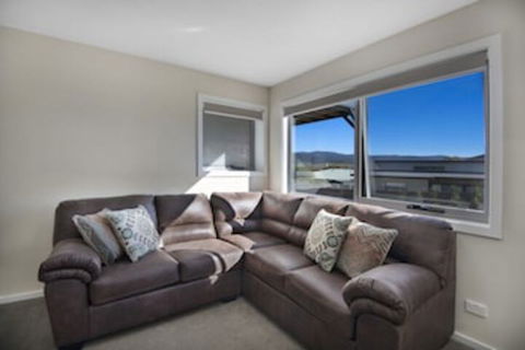 T-Bar On Twynam - Dalby Accommodation 0