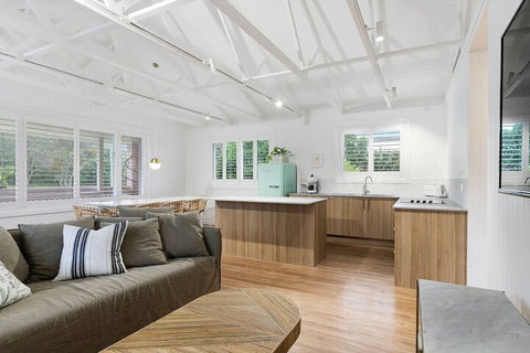 Sunset Beach - Dalby Accommodation 7