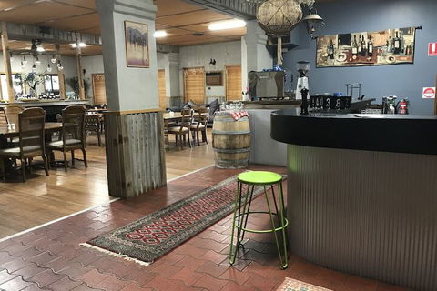 Molesworth Food & Wine Company - Dalby Accommodation 3