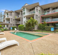 BEACH BLISS LUXURIOUS APARTMENT with POOL - Dalby Accommodation