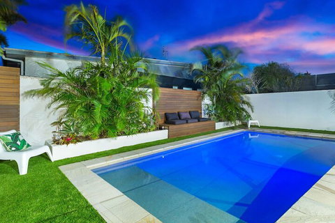 Beachside Holiday Escape - Dalby Accommodation 1