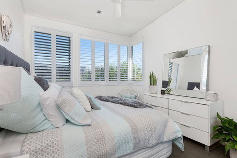 COASTAL CHIC At CASUARINA - Dalby Accommodation 1