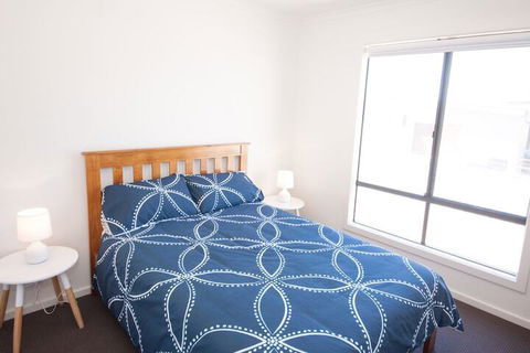 Lady Bay Getaway 12 Lady Bay - Dalby Accommodation 6