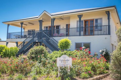 Lavender Hills 12 Bennett Street - Dalby Accommodation 0