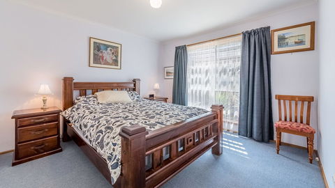 THE Lighthouse Surf Side - Dalby Accommodation 3