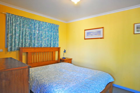 THE Lighthouse Surf Side - Dalby Accommodation 6
