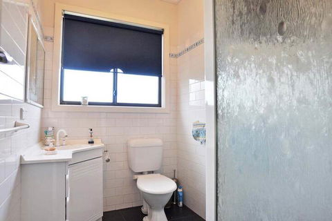 Aqua Escape On Anderson Free Wifi & Netflix PET Friendly - Dalby Accommodation 6