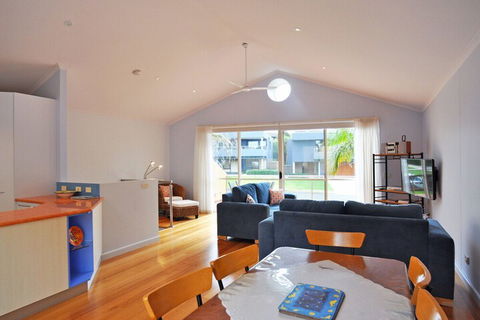 THE Sails 8 Linen Included Central Location - Dalby Accommodation 4