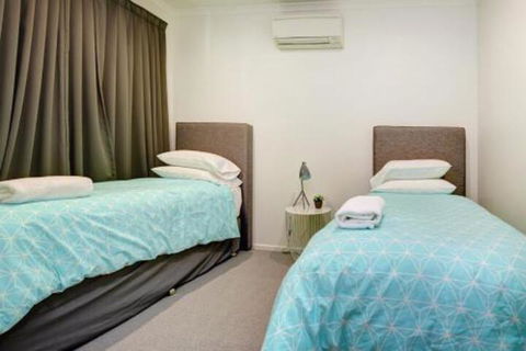 Aqualuna Beach Resort Unit 25 - Dalby Accommodation 7
