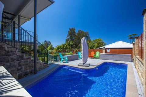 Studio Cabana On Golf In Mollymook - Dalby Accommodation 6