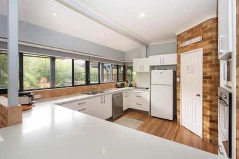 Family Friendly Holiday Haven - Dalby Accommodation 4