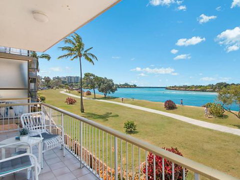 5 / 18 Endeavour Parade Riverfront Tweed Heads - Dalby Accommodation 5