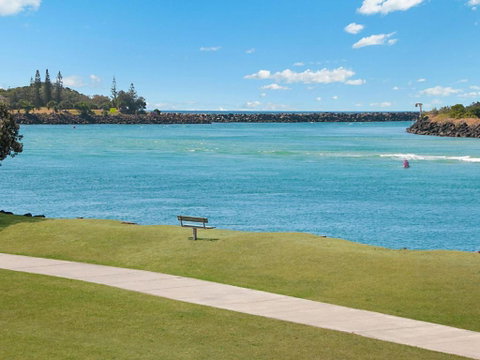 5 / 18 Endeavour Parade Riverfront Tweed Heads - Dalby Accommodation 3
