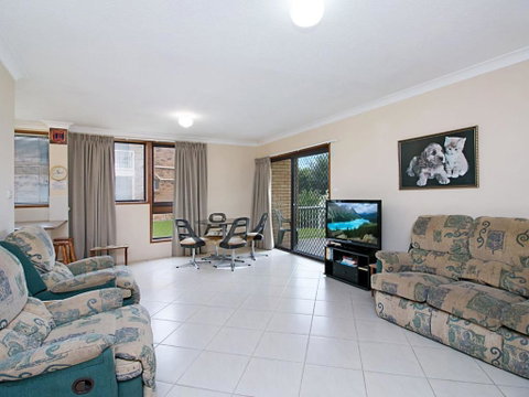 2 / 8 Banks Avenue Easy Walk To Tweed Heads Bowls Club - Dalby Accommodation 5