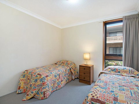 2 / 8 Banks Avenue Easy Walk To Tweed Heads Bowls Club - Dalby Accommodation 3