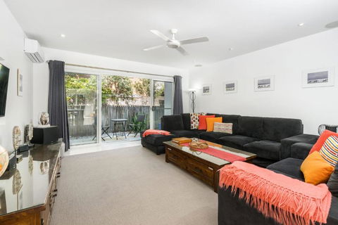 A SWEET ESCAPE Serenity On Sallywattle - Dalby Accommodation 4