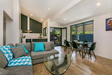 A SWEET ESCAPE At The Beach - Dalby Accommodation 3