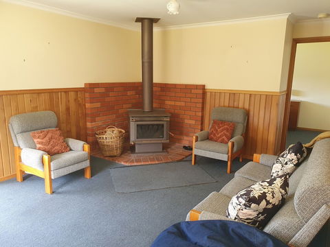 Lake Yalleena Nature Retreat - Dalby Accommodation 3