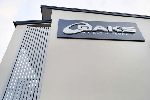 Oaks Middlemount Suites - Dalby Accommodation 5