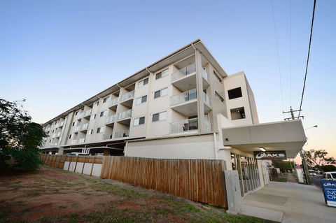 Oaks Moranbah Suites - Dalby Accommodation 4