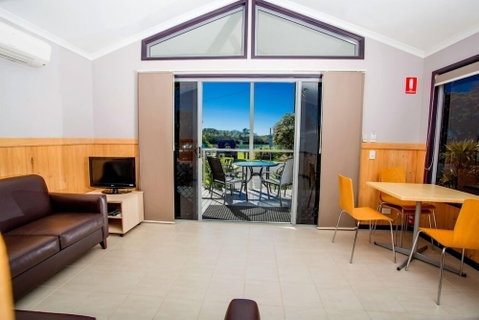 Reflections Holiday Parks Massy Greene - Dalby Accommodation 5